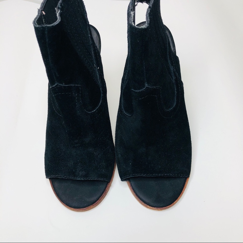 Dolce Vita Black Suede Peeptoe Booties Women's size 7 Stacked Block Heel Cutout - Picture 2 of 6